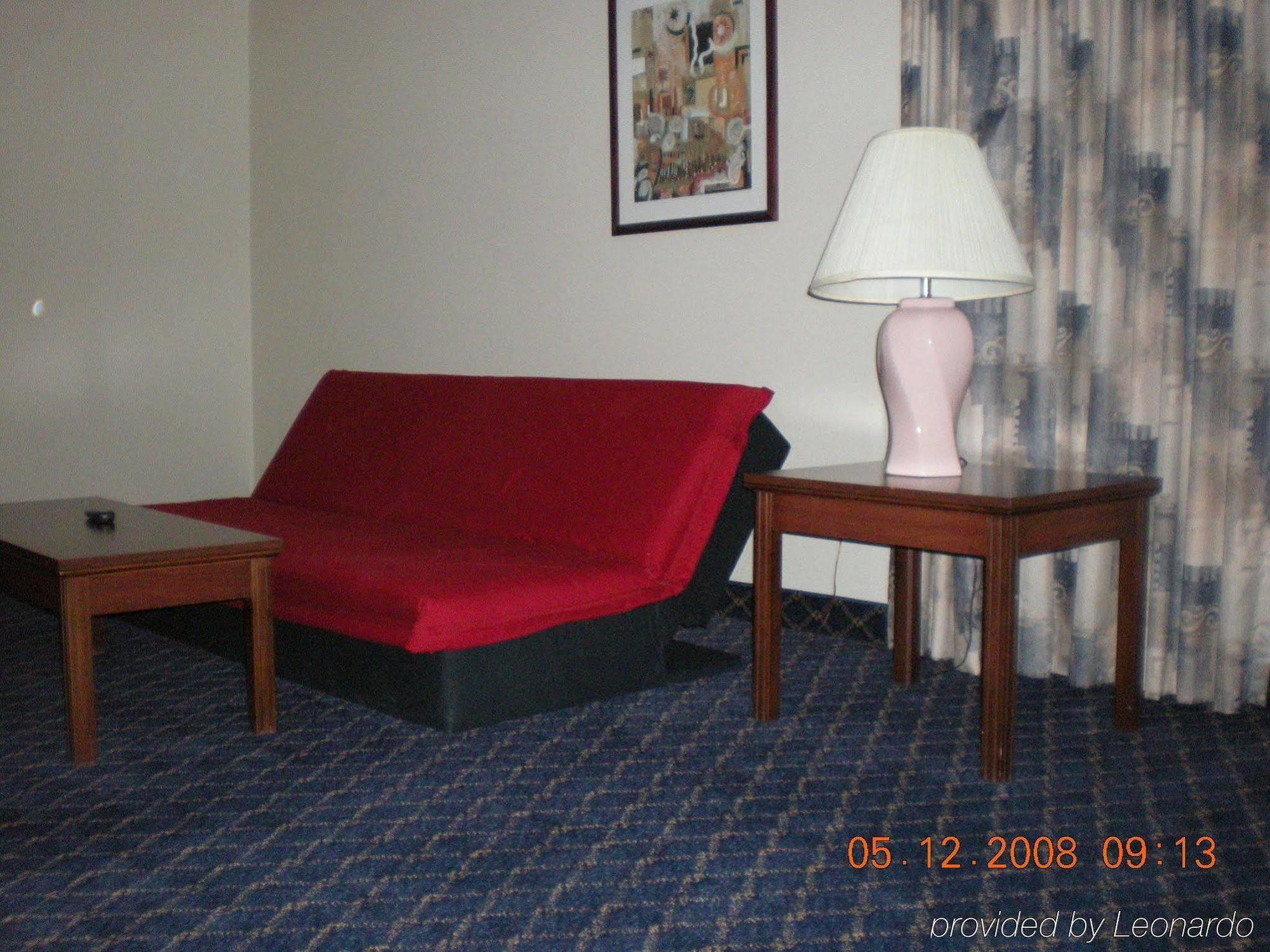 Regency Inn & Suites West Springfield Ngoại thất bức ảnh